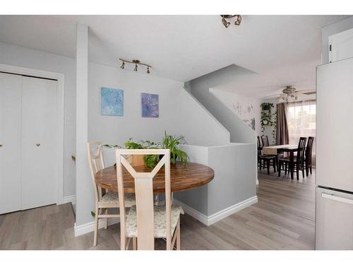 185 Ross Haven Drive, Fort Mcmurray, AB - Indoor Photo Showing Dining Room