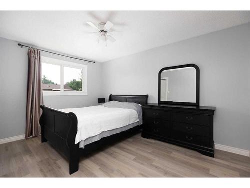 185 Ross Haven Drive, Fort Mcmurray, AB - Indoor Photo Showing Bedroom