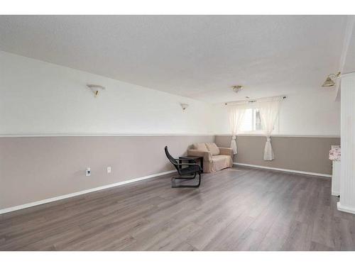 185 Ross Haven Drive, Fort Mcmurray, AB - Indoor Photo Showing Other Room