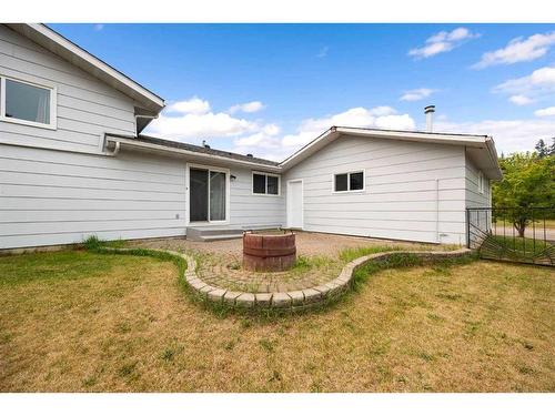 185 Ross Haven Drive, Fort Mcmurray, AB - Outdoor With Exterior