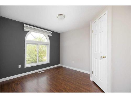 252 Cree Road, Fort Mcmurray, AB - Indoor Photo Showing Other Room