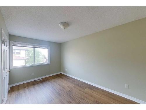 100 Sirius Avenue, Fort Mcmurray, AB - Indoor Photo Showing Other Room