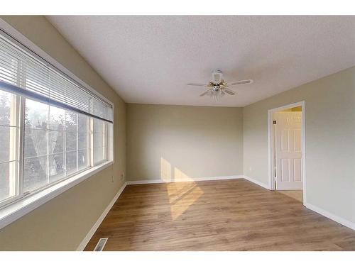 100 Sirius Avenue, Fort Mcmurray, AB - Indoor Photo Showing Other Room