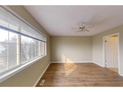 100 Sirius Avenue, Fort Mcmurray, AB - Indoor Photo Showing Other Room