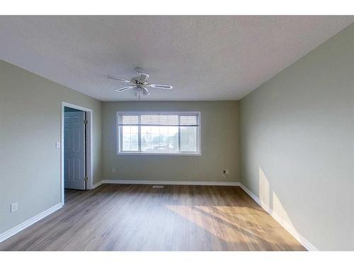 100 Sirius Avenue, Fort Mcmurray, AB - Indoor Photo Showing Other Room