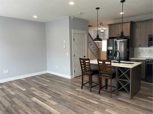 190 Athabasca Crescent, Fort Mcmurray, AB - Indoor Photo Showing Kitchen With Upgraded Kitchen