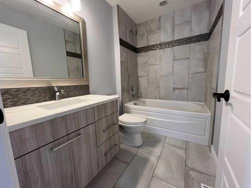 190 Athabasca Crescent, Fort Mcmurray, AB - Indoor Photo Showing Bathroom