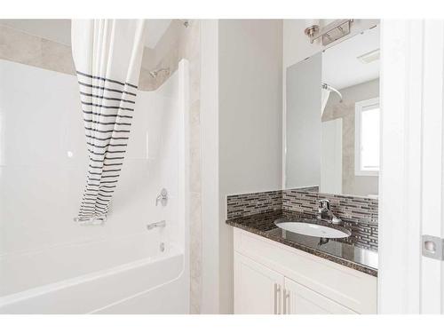 149 Callen Drive, Fort Mcmurray, AB - Indoor Photo Showing Bathroom