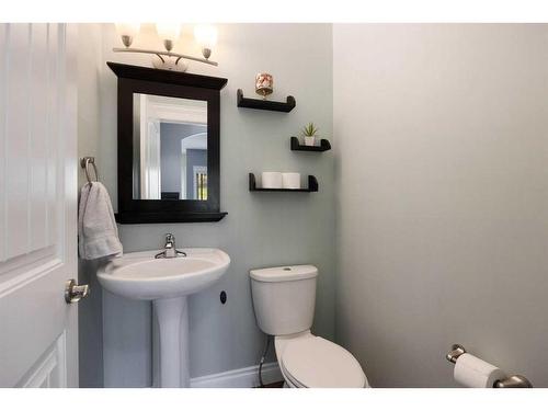 164 Heron Place, Fort Mcmurray, AB - Indoor Photo Showing Bathroom