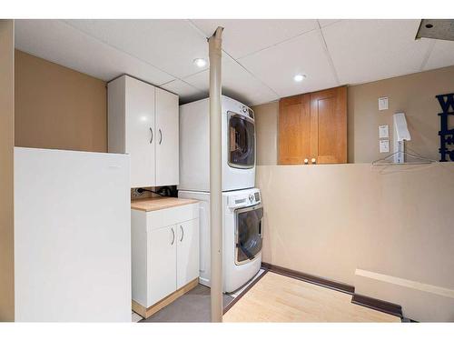 1 May Crescent, Fort Mcmurray, AB - Indoor Photo Showing Laundry Room