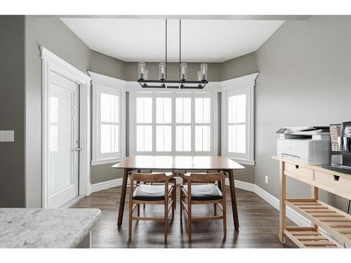 214 Prospect Drive, Fort Mcmurray, AB - Indoor Photo Showing Dining Room