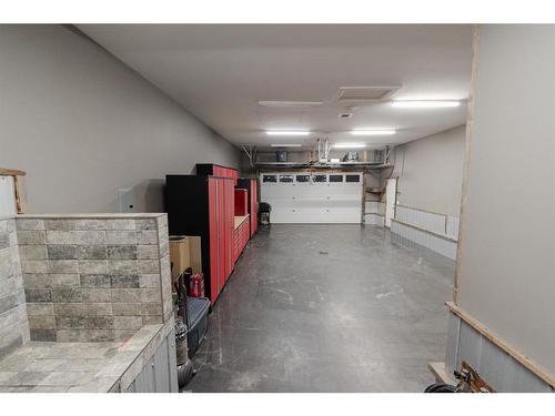 214 Prospect Drive, Fort Mcmurray, AB - Indoor Photo Showing Garage