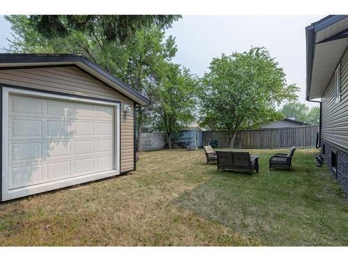 181 Beale Crescent, Fort Mcmurray, AB - Outdoor With Exterior