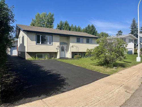 178 Highland Close, Fort Mcmurray, AB - Outdoor