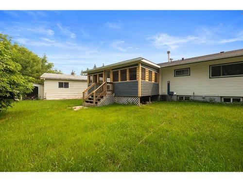 7 Berry Crescent, Fort Mcmurray, AB - Outdoor With Exterior