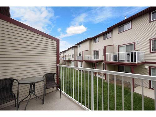 8-220 Swanson Crescent, Fort Mcmurray, AB - Outdoor With Balcony With Exterior