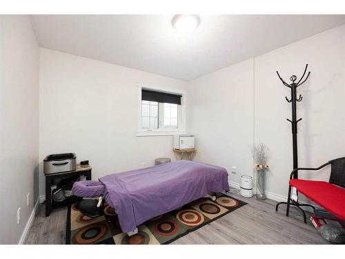 247 Pacific Crescent, Fort Mcmurray, AB - Indoor Photo Showing Bedroom