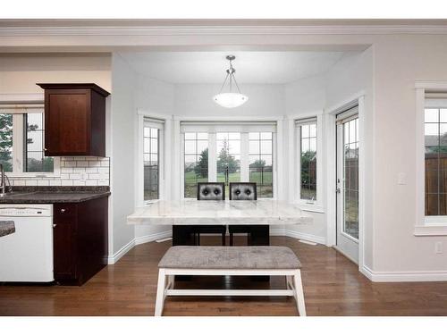 247 Pacific Crescent, Fort Mcmurray, AB - Indoor Photo Showing Kitchen