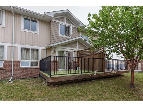 2-248C Grosbeak Way, Fort Mcmurray, AB - Outdoor