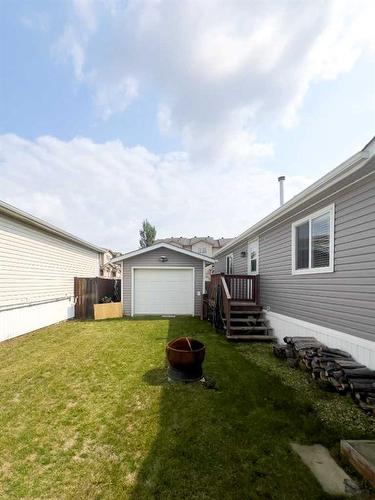 252 Belgian Green, Fort Mcmurray, AB - Outdoor