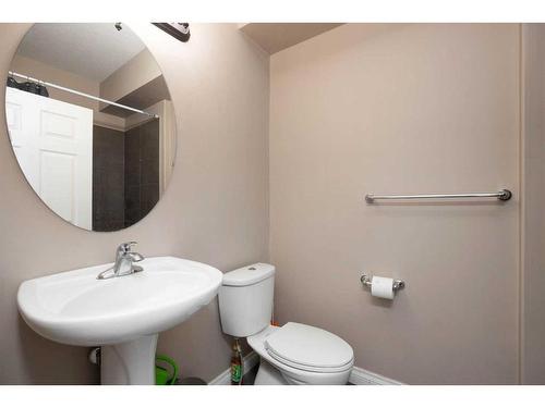 149 Pintail Place, Fort Mcmurray, AB - Indoor Photo Showing Bathroom