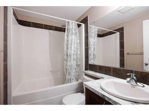 149 Pintail Place, Fort Mcmurray, AB - Indoor Photo Showing Bathroom