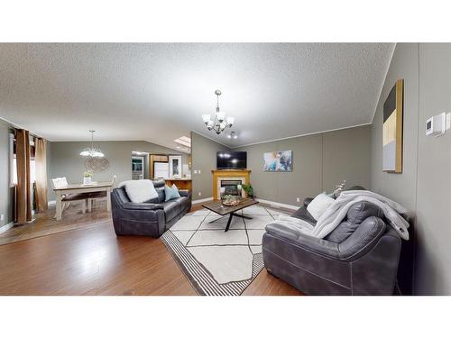 369 Ash Way, Fort Mcmurray, AB - Indoor Photo Showing Living Room