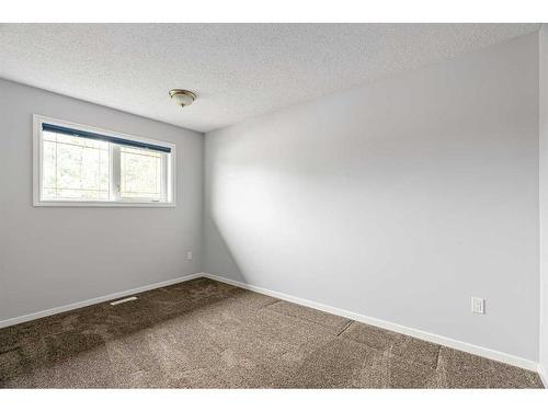 141 Silica Place, Fort Mcmurray, AB - Indoor Photo Showing Other Room