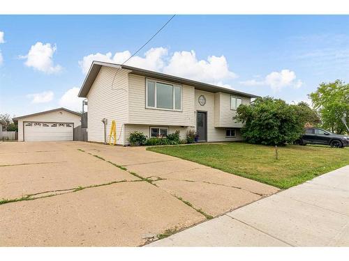 141 Silica Place, Fort Mcmurray, AB - Outdoor