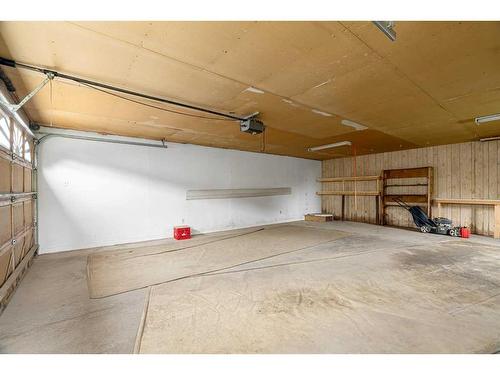 141 Silica Place, Fort Mcmurray, AB - Indoor Photo Showing Garage