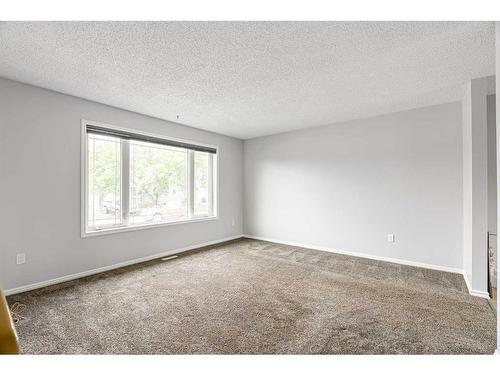 141 Silica Place, Fort Mcmurray, AB - Indoor Photo Showing Other Room