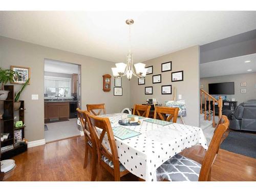 113 Sparrow Hawk Drive, Fort Mcmurray, AB - Indoor Photo Showing Dining Room