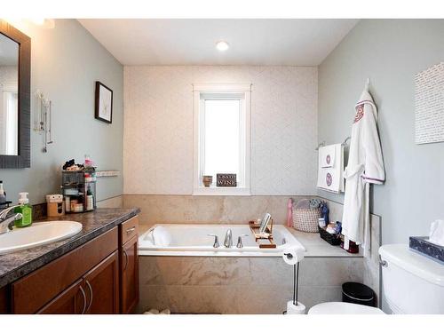 113 Sparrow Hawk Drive, Fort Mcmurray, AB - Indoor Photo Showing Bathroom