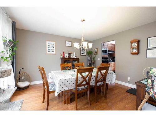 113 Sparrow Hawk Drive, Fort Mcmurray, AB - Indoor Photo Showing Dining Room