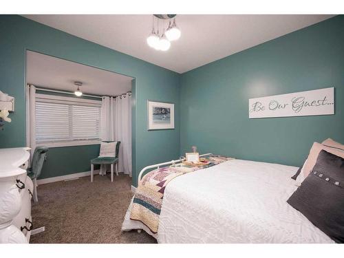 145 Kennedy Crescent, Fort Mcmurray, AB - Indoor Photo Showing Bedroom