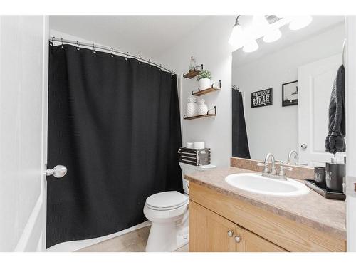 201 St. Laurent Way, Fort Mcmurray, AB - Indoor Photo Showing Bathroom