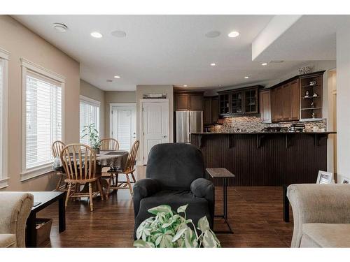 243 Wild Rose Street, Fort Mcmurray, AB - Indoor Photo Showing Dining Room