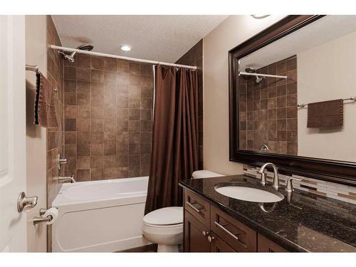 243 Wild Rose Street, Fort Mcmurray, AB - Indoor Photo Showing Bathroom