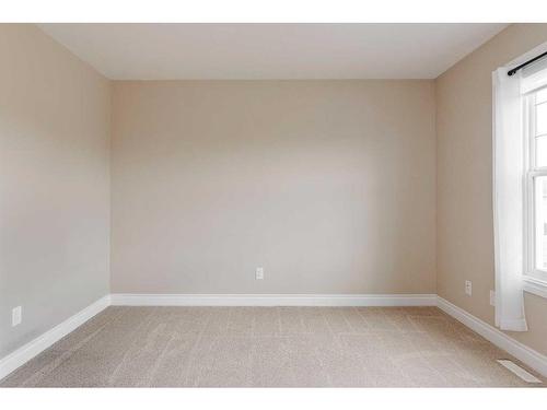 106 Merganser Crescent, Fort Mcmurray, AB - Indoor Photo Showing Other Room