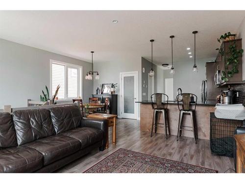 109 Roy Lane, Fort Mcmurray, AB - Indoor Photo Showing Living Room