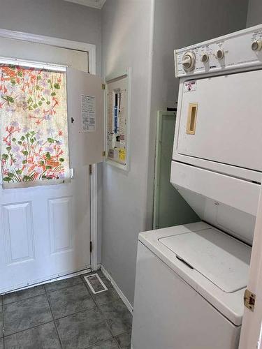 14579 Twp Rd 690 #333, Lac La Biche, AB - Indoor Photo Showing Laundry Room