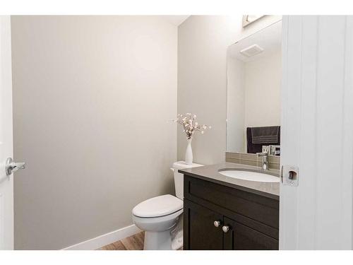 165-401 Athabasca Avenue, Fort Mcmurray, AB - Indoor Photo Showing Bathroom