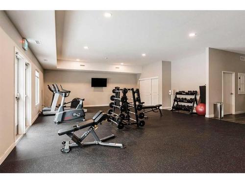 165-401 Athabasca Avenue, Fort Mcmurray, AB - Indoor Photo Showing Gym Room