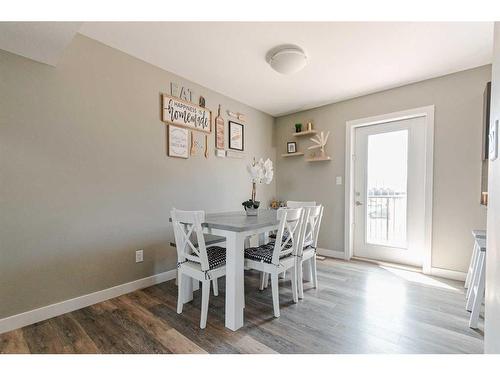 165-401 Athabasca Avenue, Fort Mcmurray, AB - Indoor Photo Showing Dining Room