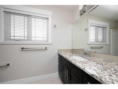 152 Collicott Drive, Fort Mcmurray, AB - Indoor Photo Showing Bathroom