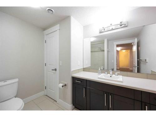 152 Collicott Drive, Fort Mcmurray, AB - Indoor Photo Showing Bathroom