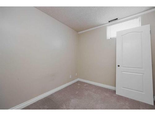 125 Ryan Lane, Fort Mcmurray, AB - Indoor Photo Showing Other Room