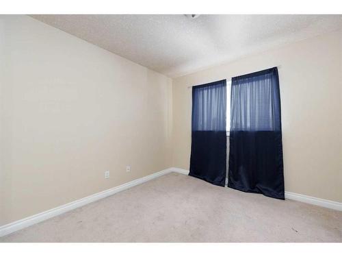 125 Ryan Lane, Fort Mcmurray, AB - Indoor Photo Showing Other Room