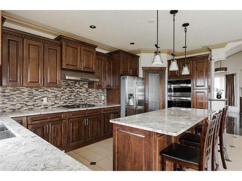 129 Sandhill Place, Fort Mcmurray, AB - Indoor Photo Showing Kitchen With Upgraded Kitchen