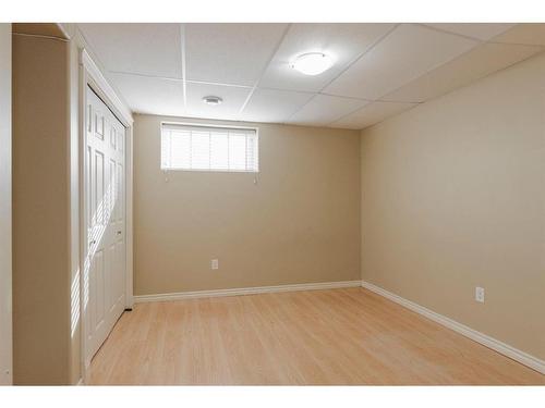 299 Laffont Way, Fort Mcmurray, AB - Indoor Photo Showing Other Room